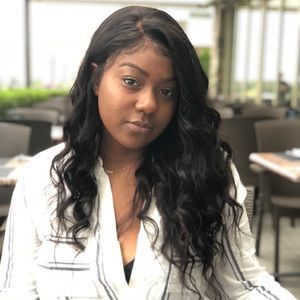 Meet your Posher, Karisma